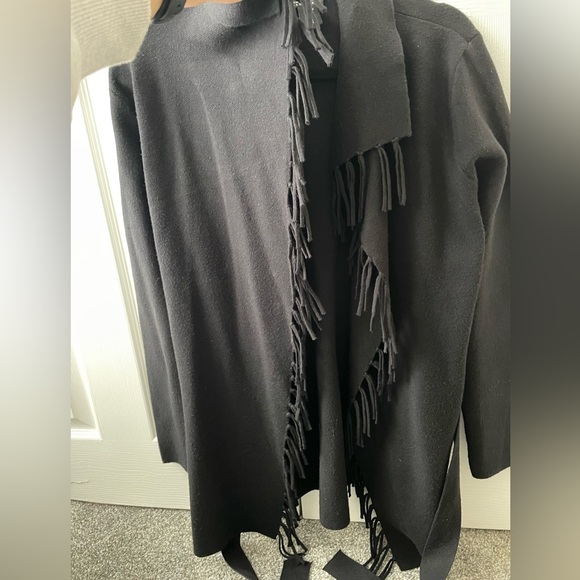 Cardigan - Picture 4 of 4